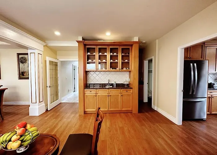Super Cosy 8Bed & 6Bath In Vancouver Heart Near To Airport And Downtown